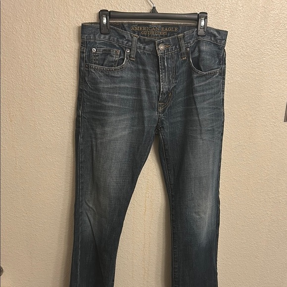 American Eagle Outfitters Blue Straight Jeans with Vintage Distress - Picture 1 of 5